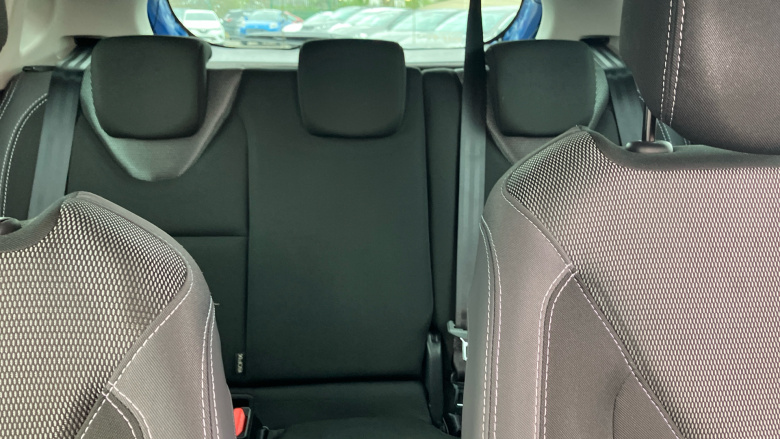 Renault Clio 0.9 TCE 90 Iconic 5dr Petrol Hatchback